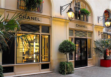 where is Chanel in paris